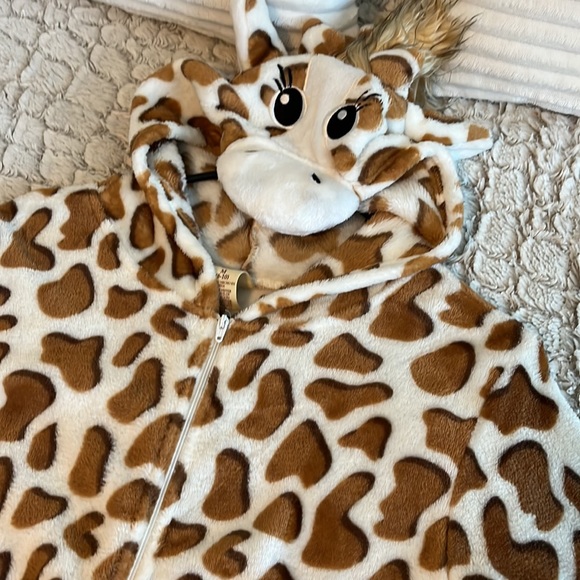 Faded Glory Giraffe Onesie - Picture 3 of 3